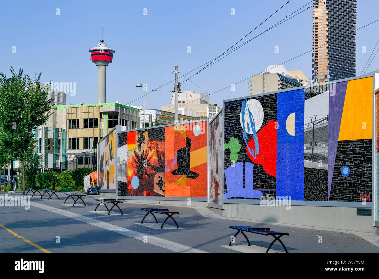 Mosaik Wandbild von Ron Moppett nutzt fast 1 Million winziger Glasfliesen, East Village, Calgary, Alberta, Kanada Stockfoto