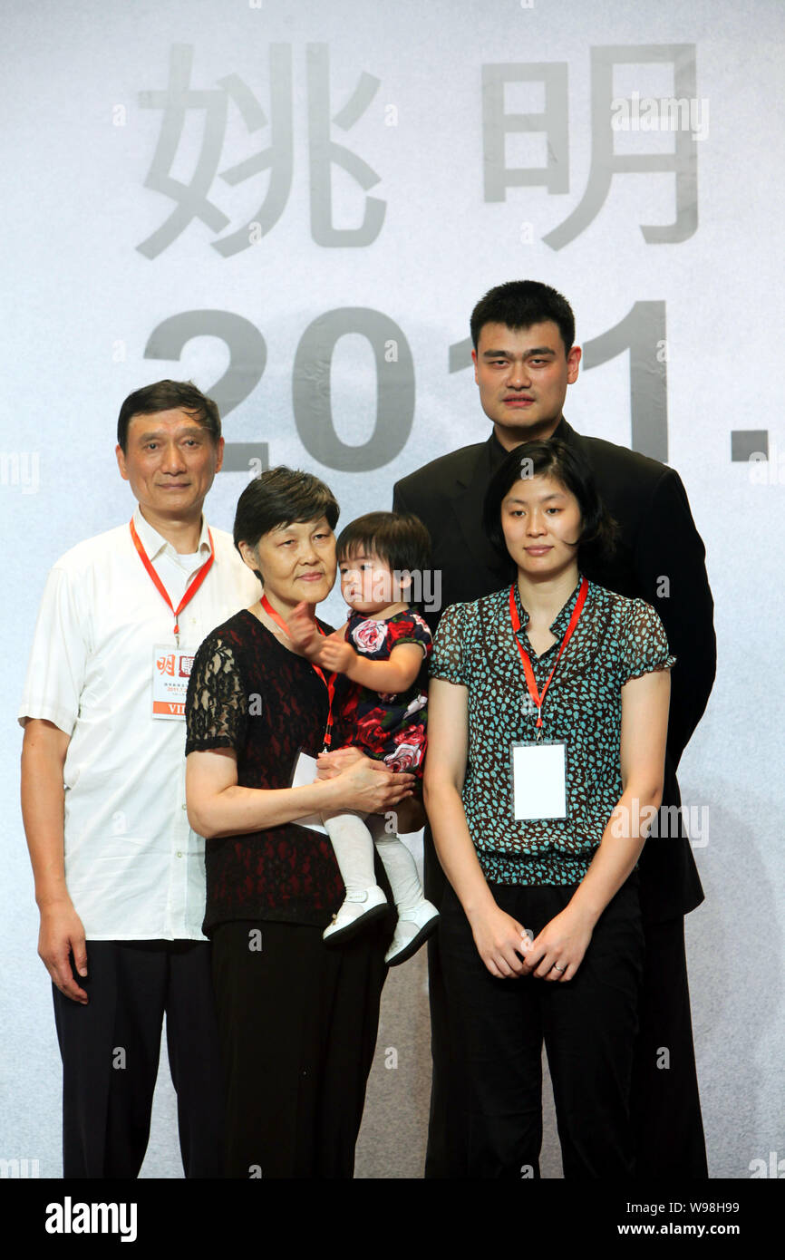 Nozik ayollar bilan porno Ayol klitoral massaj video