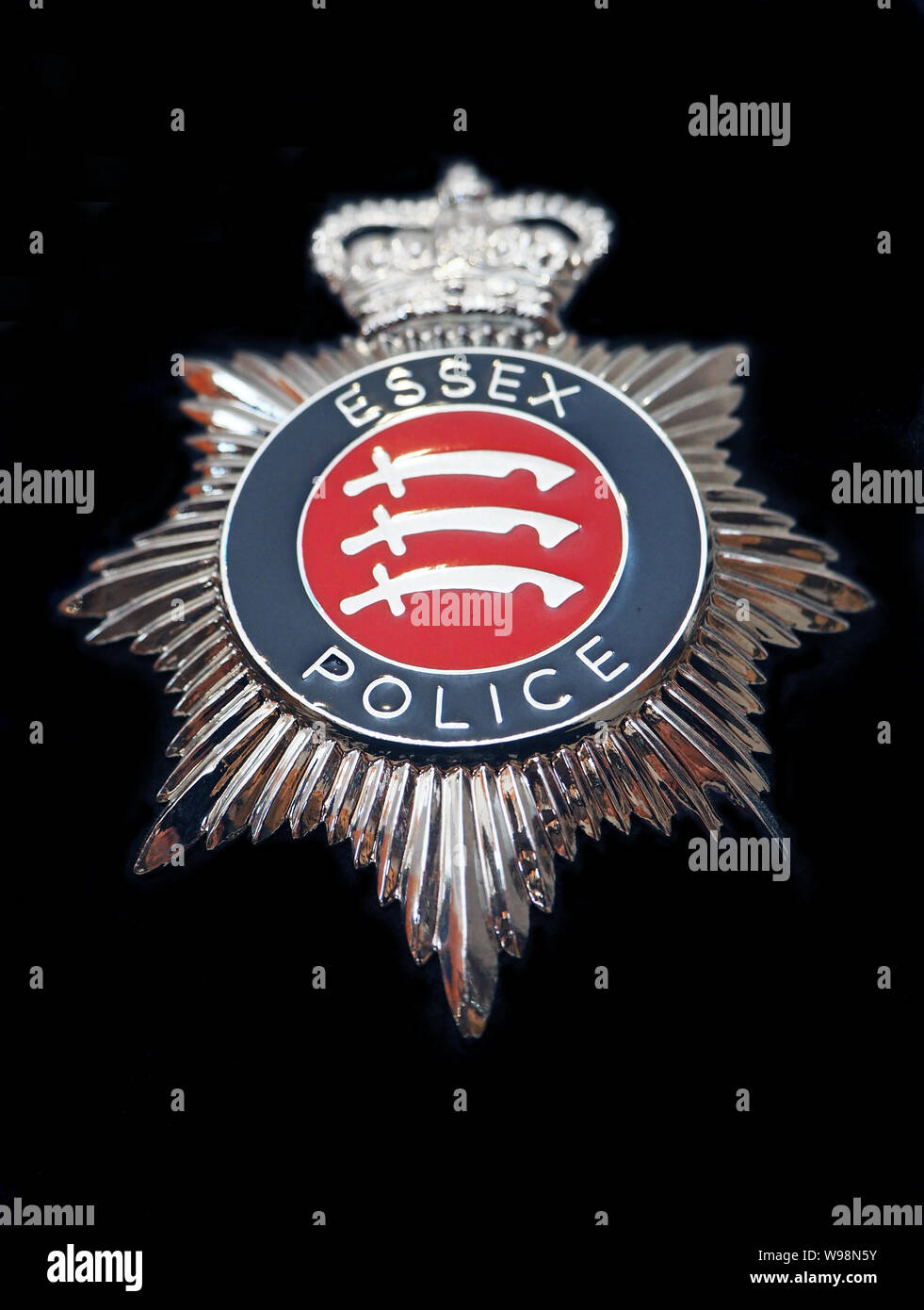 Helm Polizei Abzeichen der Essex, Großbritannien Stockfoto