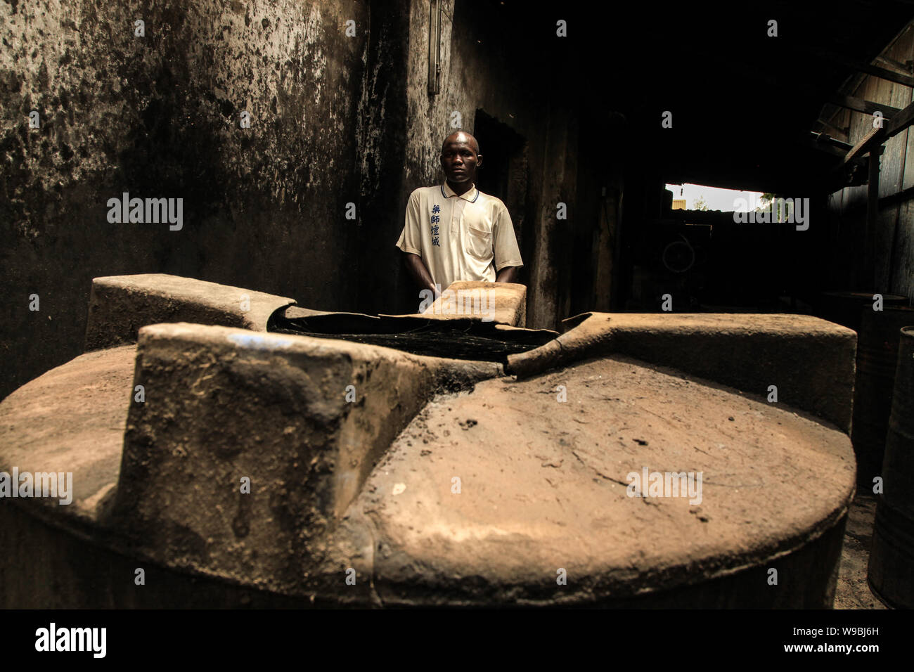Nigeria Palmöl traditionelle Fabrik Stockfoto