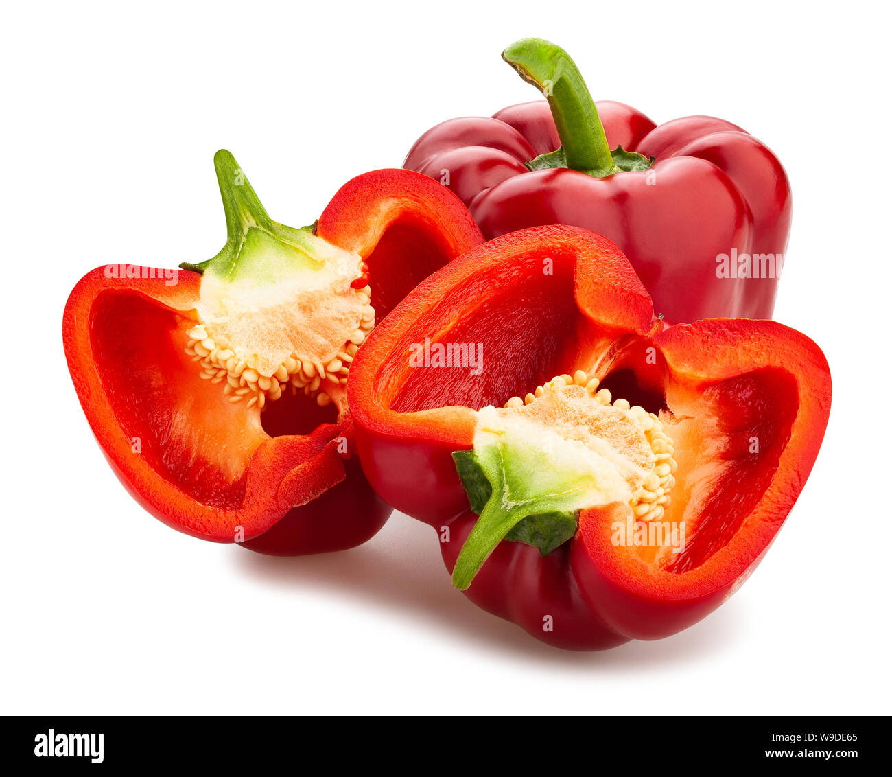 In Scheiben geschnitten Deep Red Paprika Pfad isoliert auf weißem Stockfoto