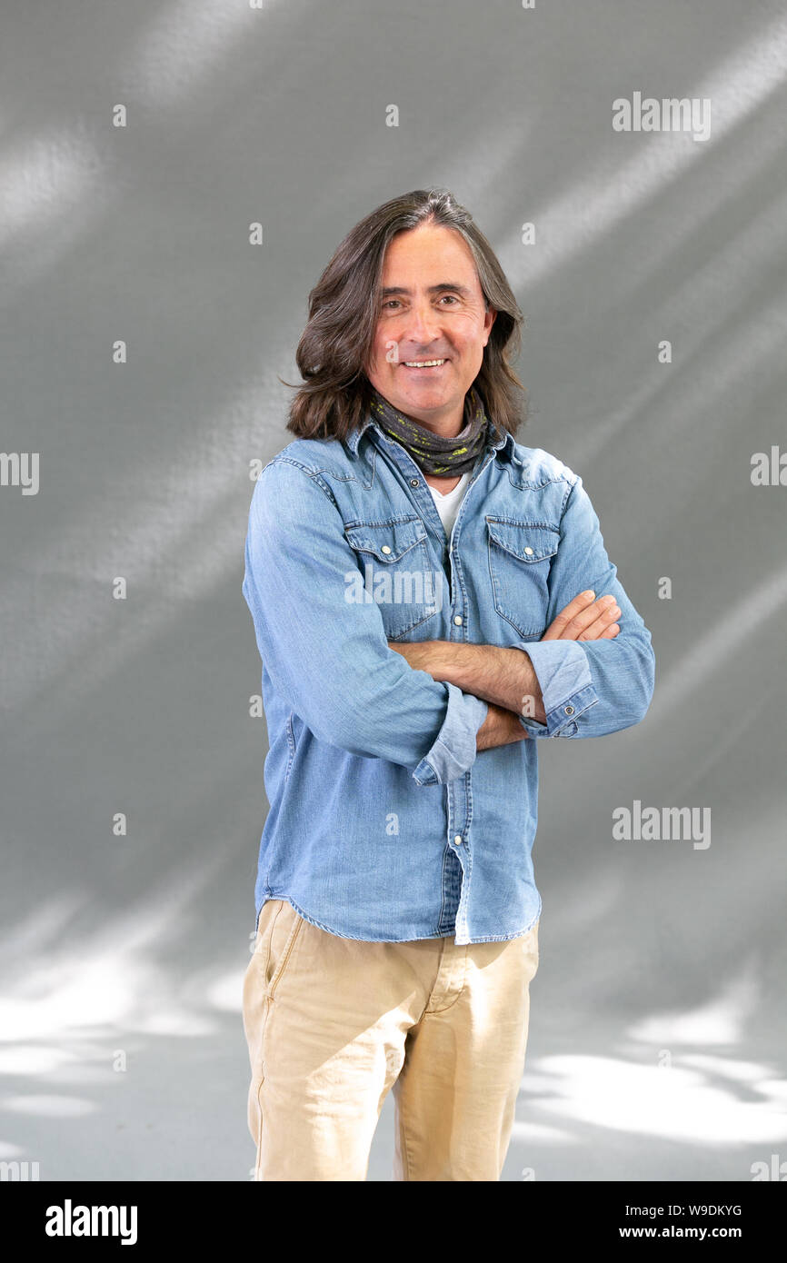 Edinburgh, Schottland, Großbritannien, 13. Aug 2019. Abgebildet auf dem Edinburgh Book Festival, Neil Oliver, BBC Geschichte Moderator. Credit: Brian Wilson/Alamy leben Nachrichten Stockfoto