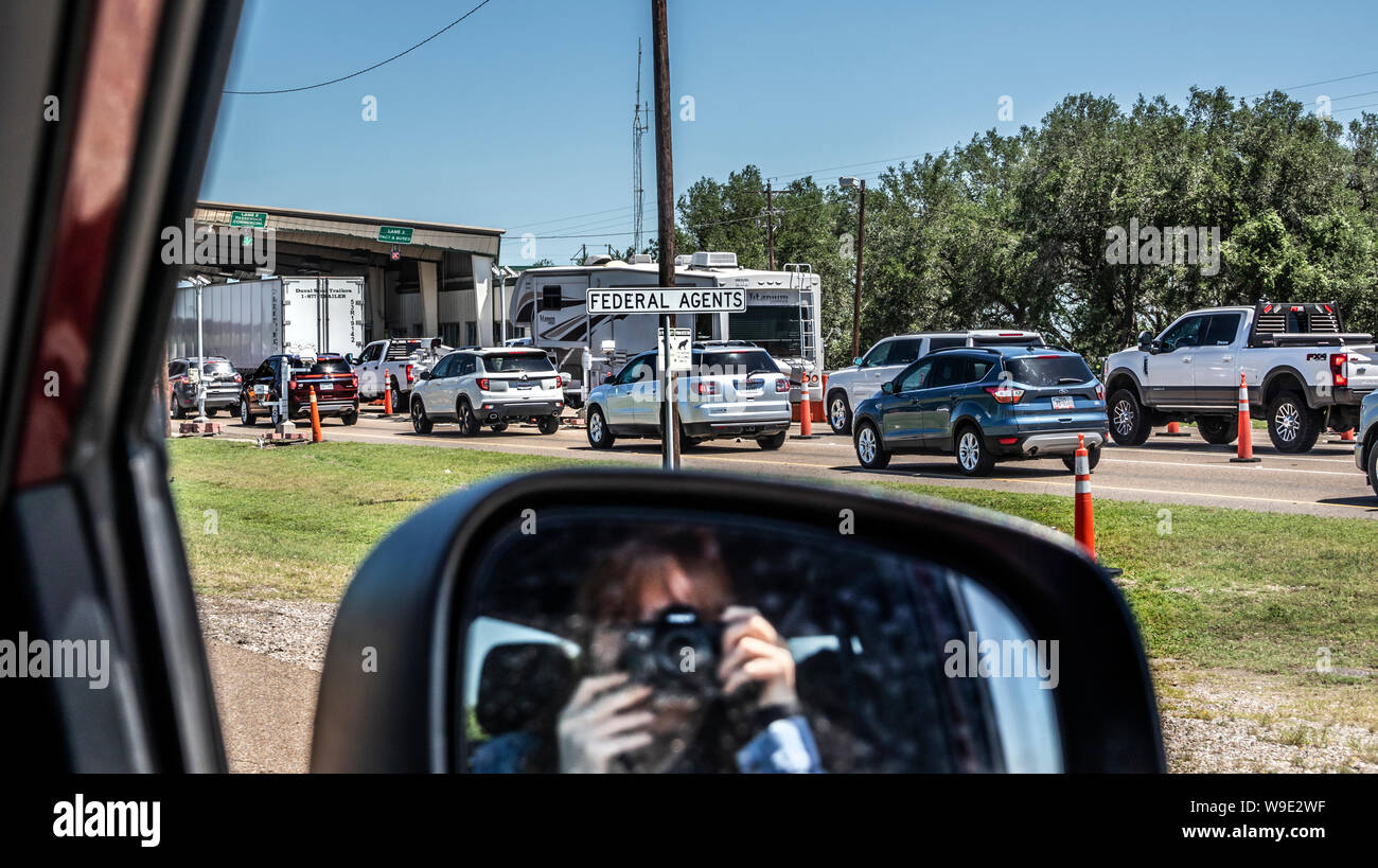 Us Border Patrol-Agenten, die eine Einwanderung Checkpoint, in der Nähe der Mexikanischen Grenze, Texas, USA Stockfoto
