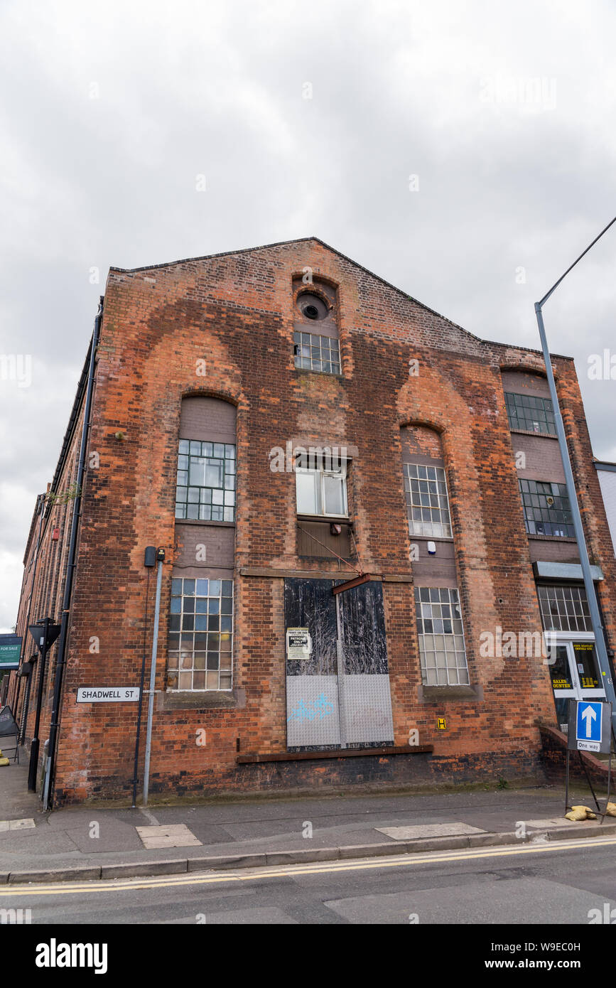 Alten viktorianischen Fabrik in Shadwell Street in Birmingham von "Gun" Viertel, Aston, die in Luxus Apartments umgewandelt wird. Stockfoto