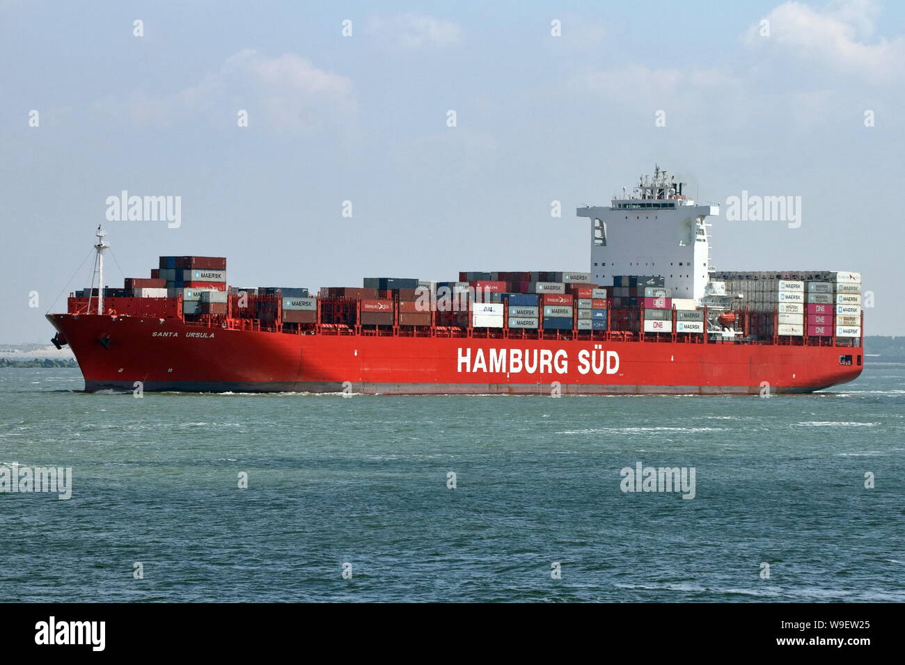 Das containerschiff Santa Ursula verlässt den Hafen von Rotterdam am 22. Mai 2019. Stockfoto