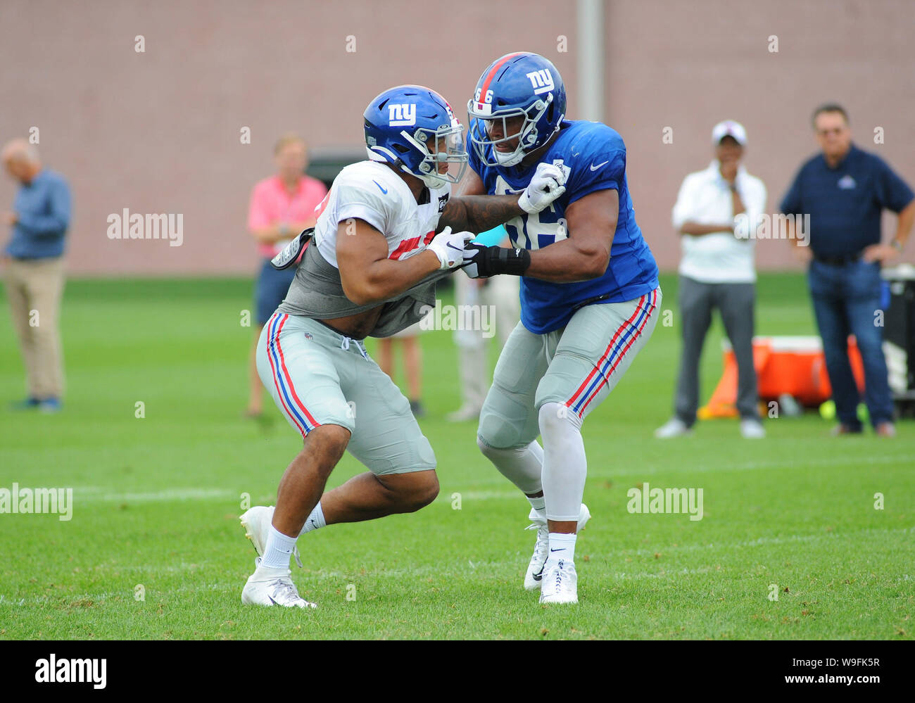 August 13, 2019 - August 13, 2019 - New York Giants Offensive Lineman AUSTIN DROOGSMA (66) Macht ein Baustein im Training Camp Aktion an der Quest Diagnostic Training Center, East Rutherford, NJ (Credit Bild: © Bennett CohenZUMA Draht) Stockfoto