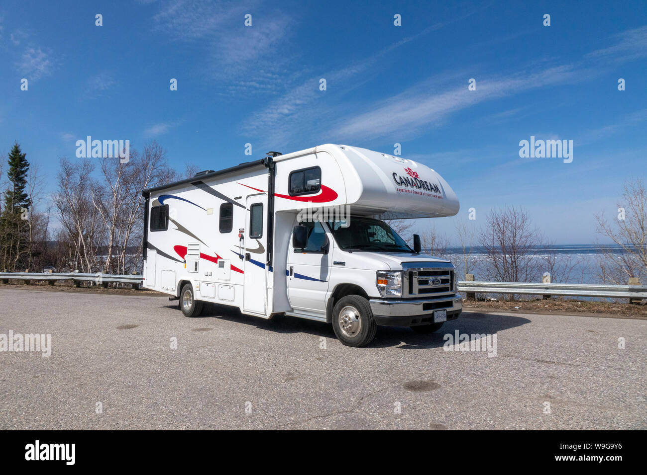 North American Self Drive Mietwagen wohnmobile Reisemobil Wohnmobil Klasse C von canadream Unternehmen am Ufer des Lake Superior Northern Ontario Kanada Stockfoto