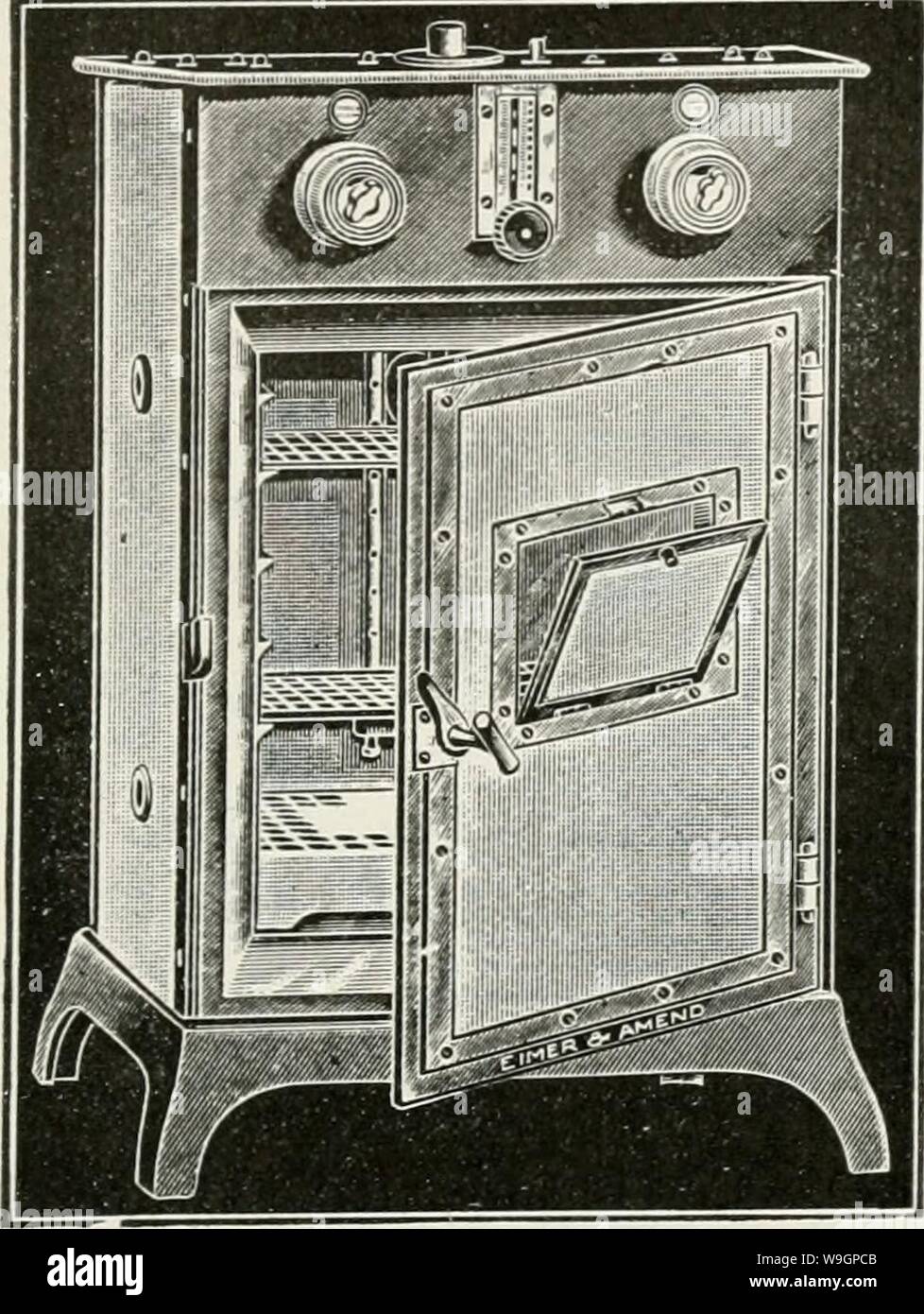 Archiv Bild von Seite 312 des Kuba (1907-1931). Der Kuba review cubareview 17 muns Jahr: 1907-1931 (die KUBA R E V I E W37 Kabel Adresse • • Turnure 'New York 64 66 Wall Street LAWRENCE TURNURE & Co Depots und Konten. Einzahlungen aus dem Verkauf von Wertpapieren, die wir für die Sammlung und Ausschüttungen von Dividenden und Zinsen. Kauf und Verkauf von öffentlichen und industriellen Wertpapiere. Kauf und Verkauf von Buchstaben. Sammlung von Entwürfen, Coupons, etc., für Rechnung der Anderen. Entwürfe, Zahlungen l&gt; Kabel und Akkreditive in Havanna und anderen Städten in Kuba; auch in England, Stockfoto