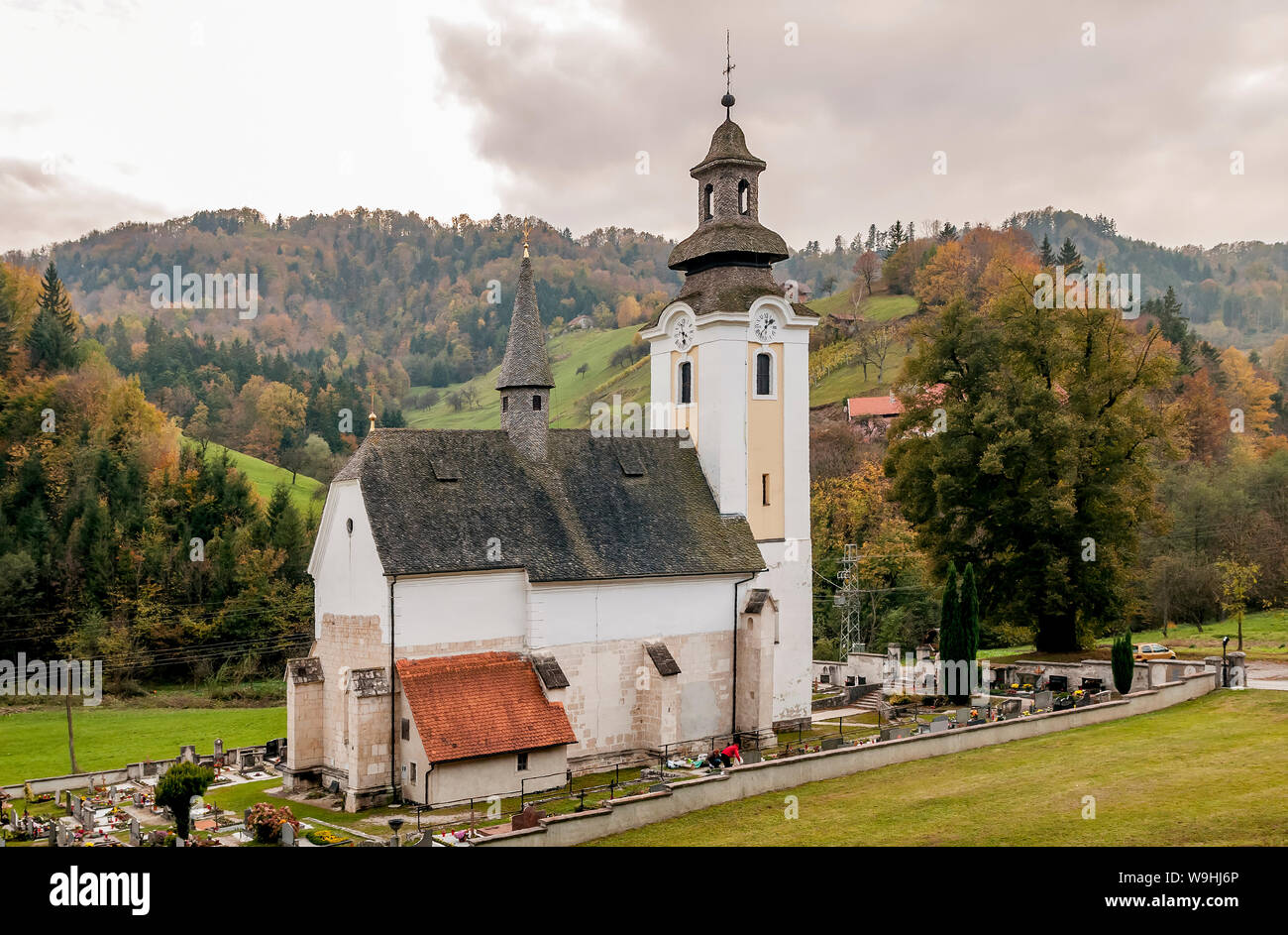 Die schöne Pfarrkirche Mariä Heimsuchung Maria, Špitalič, in der Nähe von Slovenske Konjice und der Žice Kartäuserkloster, Slowenien Stockfoto