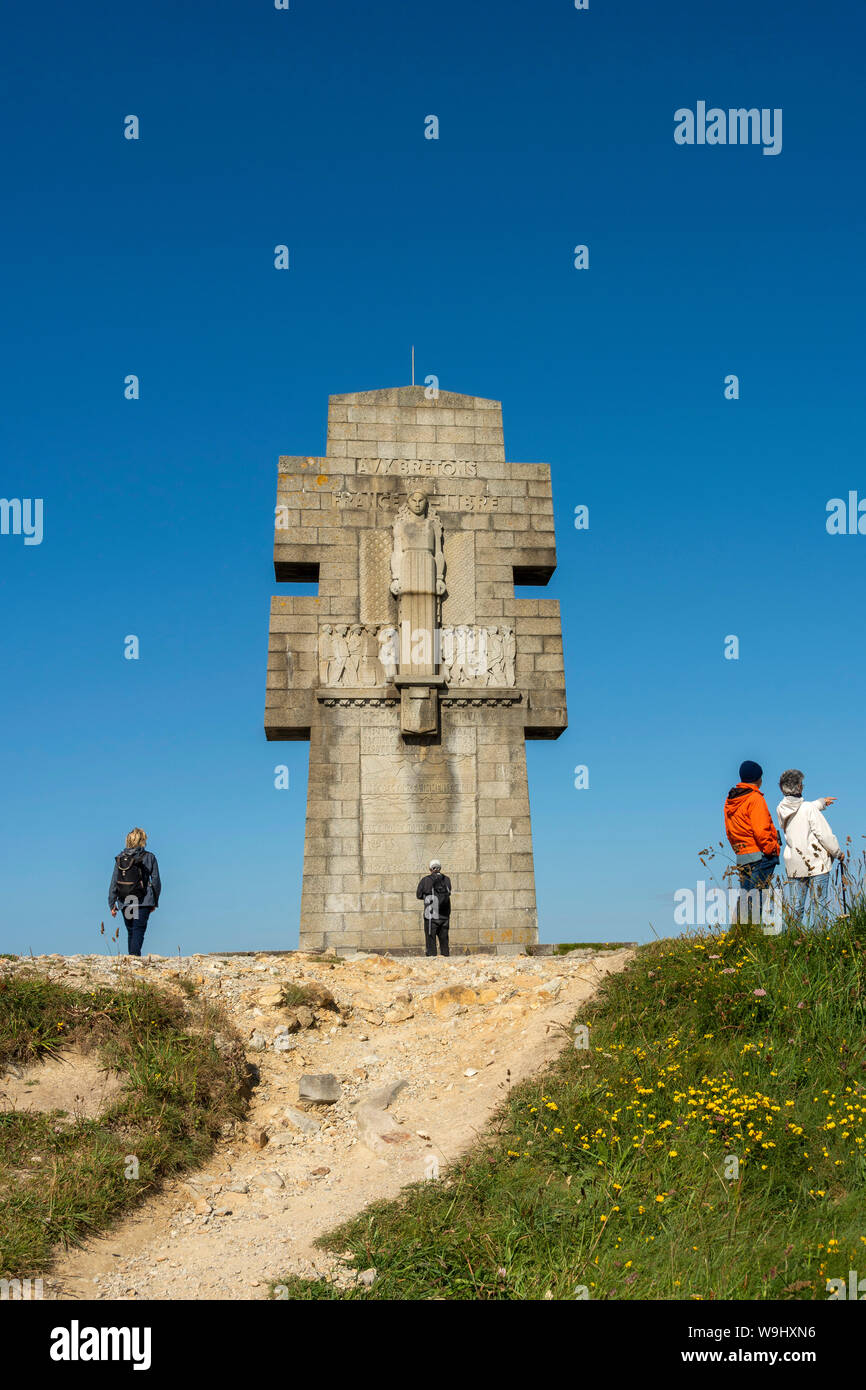Camaret-sur-Mer, Pointe de Pen-Hir, das Denkmal für die Bretonen des Freien Frankreich, Finistère, Bretagne, Frankreich Stockfoto