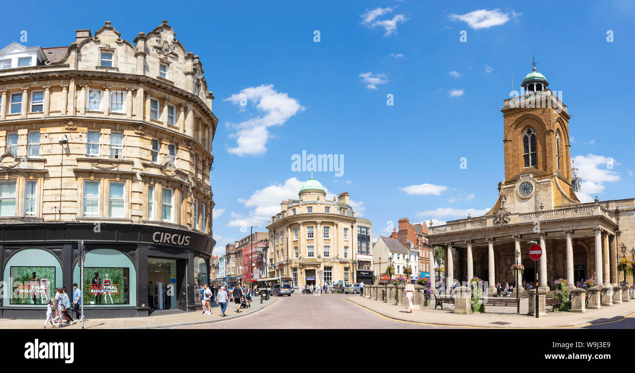 Pfarrkirche der Heiligen George Zeile der Nationwide Building Society Draper Reihe Geschäfte Northampton Town Center Northamptonshire England UK GB Europa Stockfoto