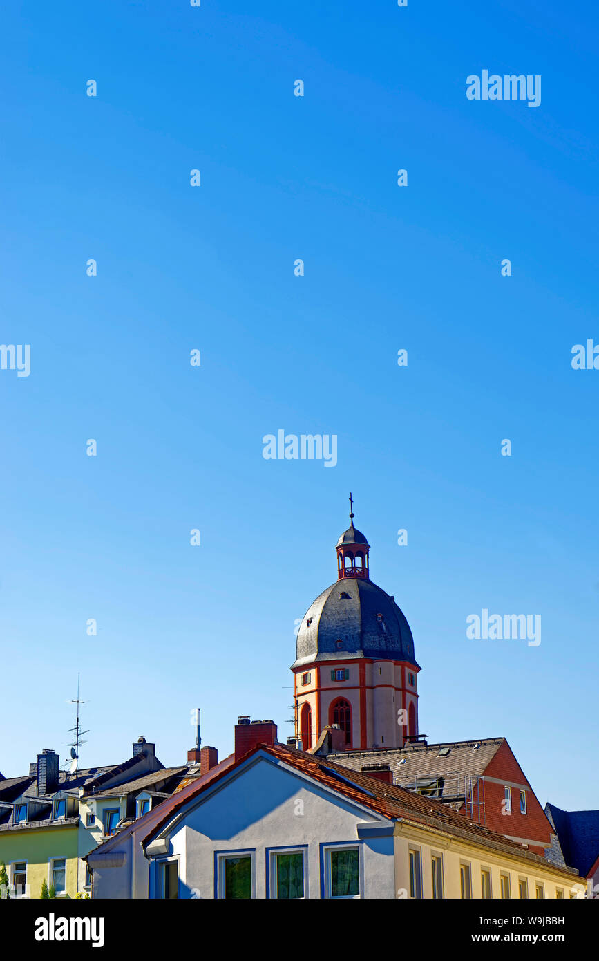 Turm der Katholischen Pfarrkirche St. Stephan Stockfoto