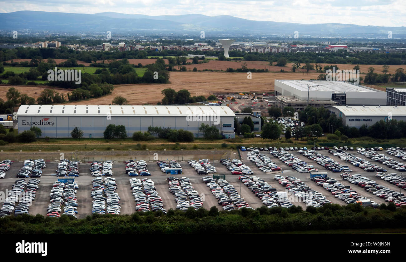 PKW-Parkplatz Stockfoto