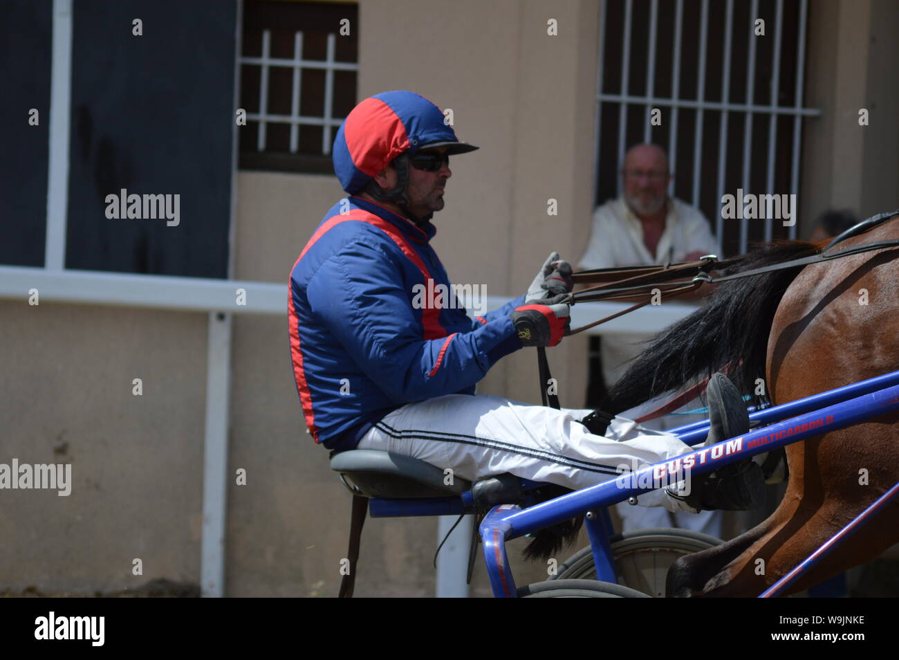 Pferderennbahn in Sault, Provence-Alpes-Côte d'Azur - Frankreich. 11. August 2019. Das einzige Pferd Rennen im Jahr Stockfoto
