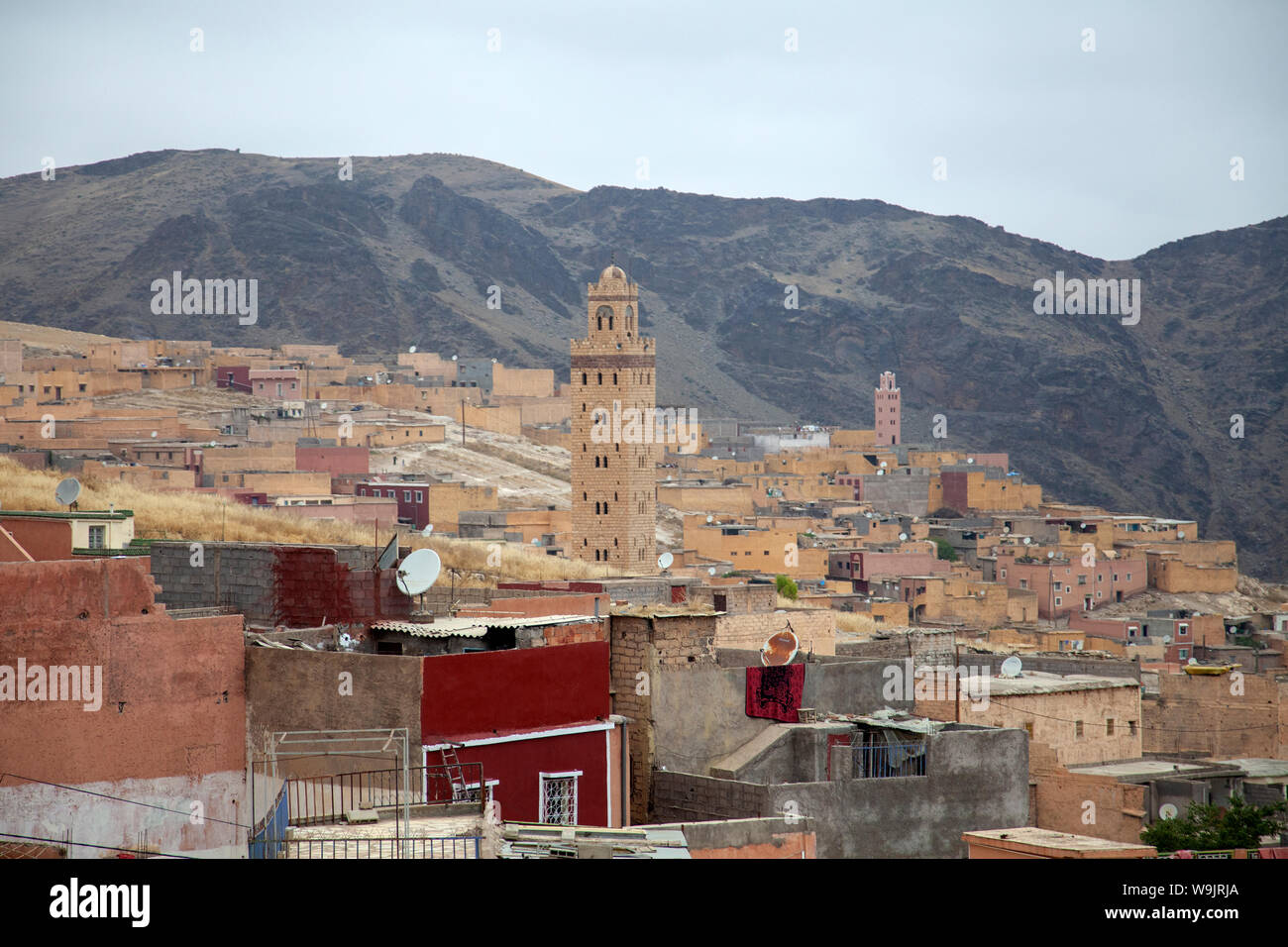 Dorf von Moulay Brahim im Atlasgebirge in Marokko Stockfoto
