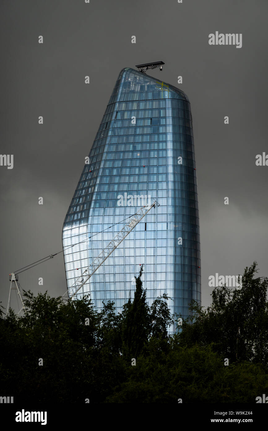 Eine Blackfriars, Blackfriars ist eine gemischte Entwicklung an Nr. 1 Blackfriars Road in Bankside, London. Es ist inoffiziell als Vase durch seine s bekannt Stockfoto