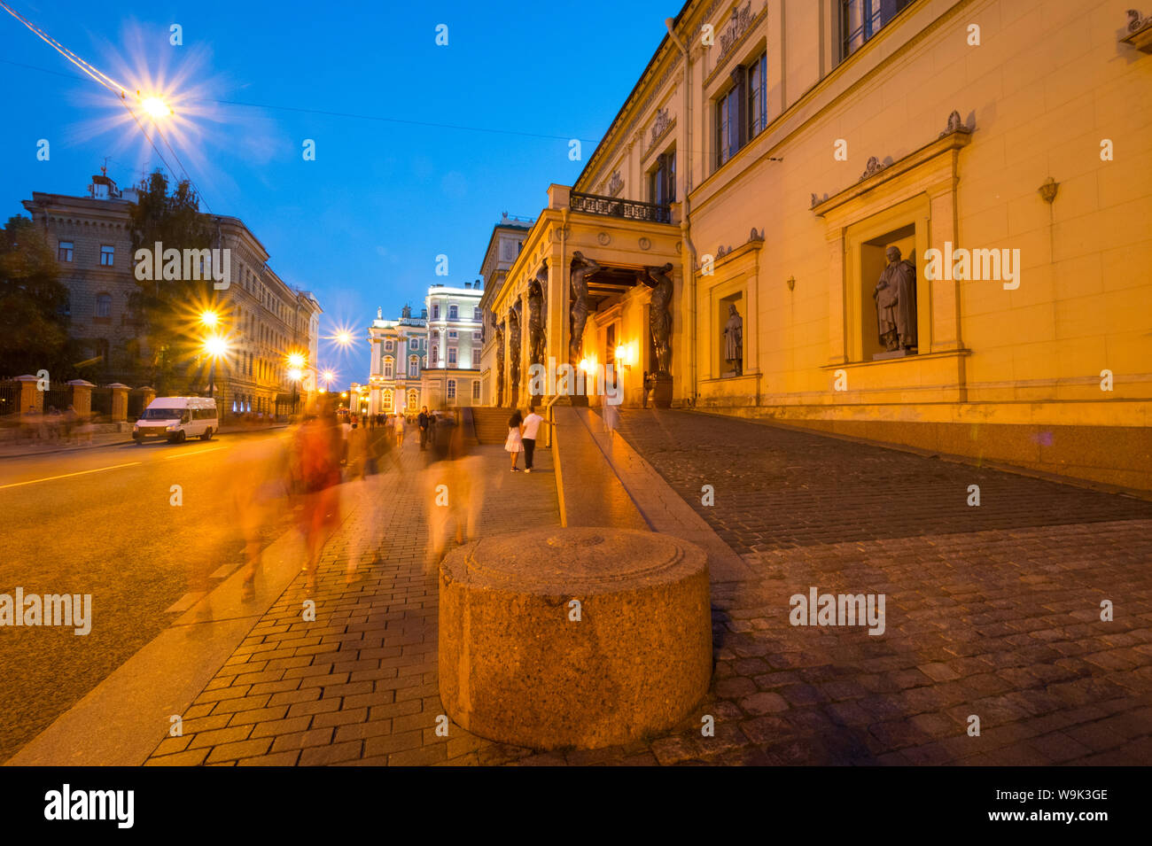 Portikus mit Atlantes, neue Eremitage, St. Petersburg Russland