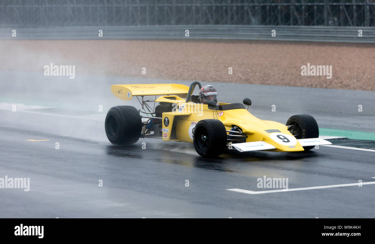 Oliver Huez fahren seines 1972, März 722, im Regen, während der hscc Historische Formel 2 Rennen auf dem 2019 Silverstone Classic Stockfoto