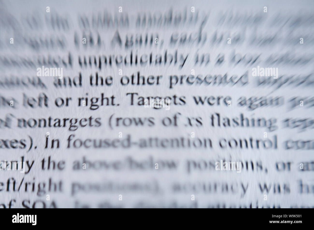 Text der wissenschaftlichen Papier verwischt Stockfoto