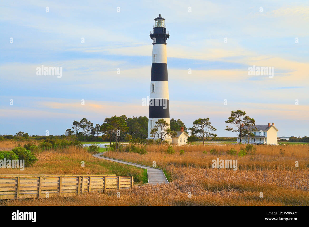 Sonnenuntergang, Bodie Island Lighthouse, Cape Hatteras National Seashore, North Carolina, USA Stockfoto
