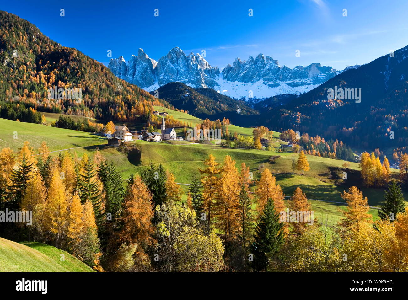 Berge der Geisler Gruppe/Geislerspitzen, Dolomiten, Trentino-Alto Adige, Italien, Europa Stockfoto