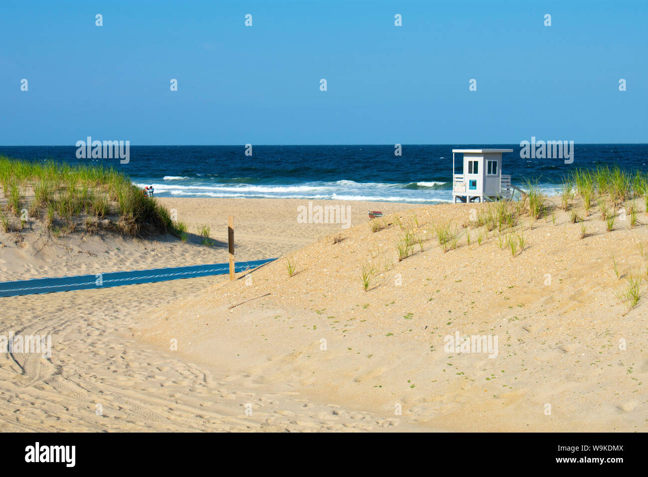 Ocean Waves at Sea Girt, ein New-jersey Strand, auf einem sonnigen Juli Tag-01 Stockfoto