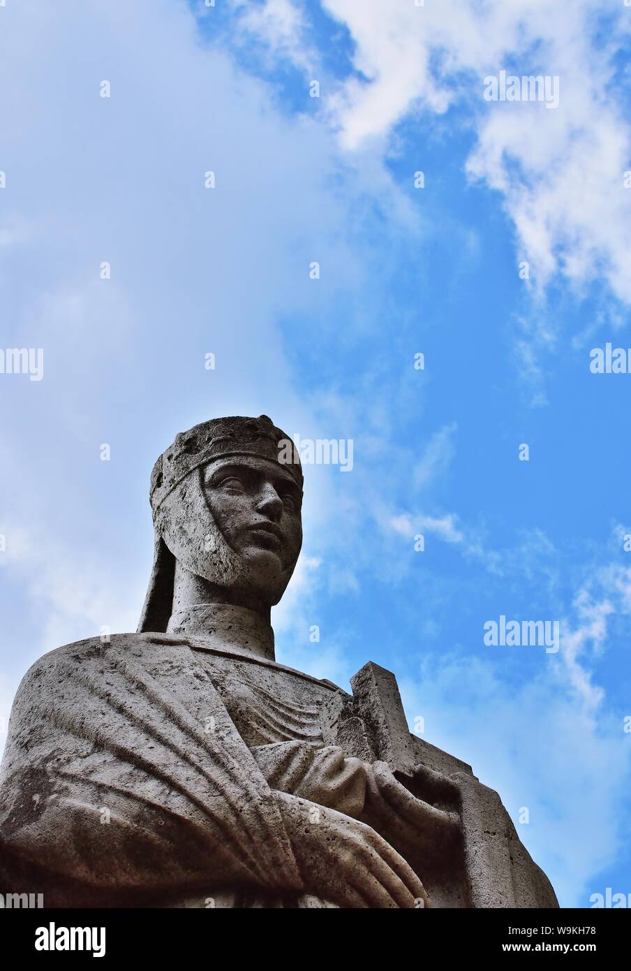 Statue von Gisela von Ungarn, Gattin des ersten Königs von Ungarn Stockfoto