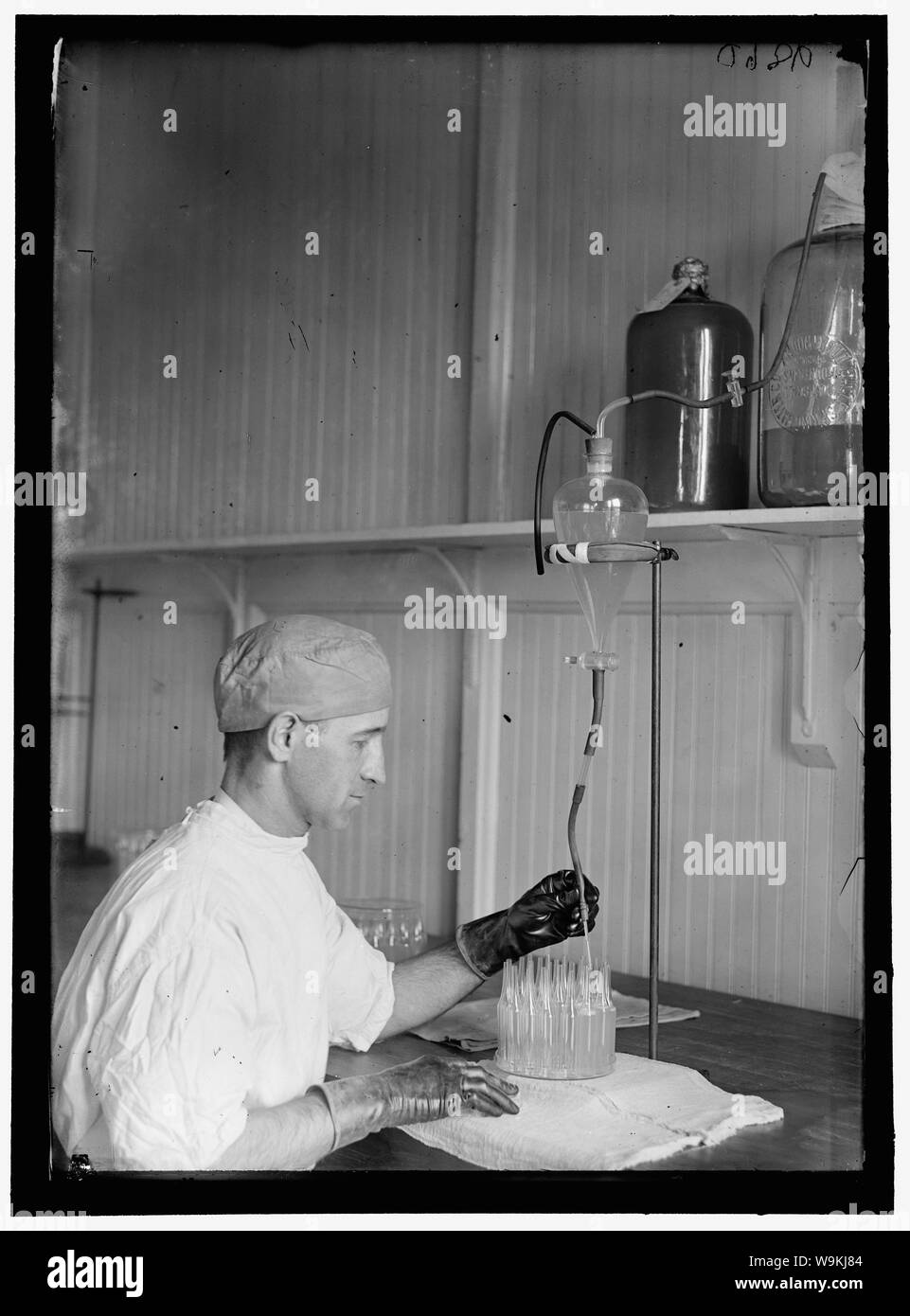 Armee, U.S. Army Medical School; TYPHUS IMPFSTOFF Stockfoto