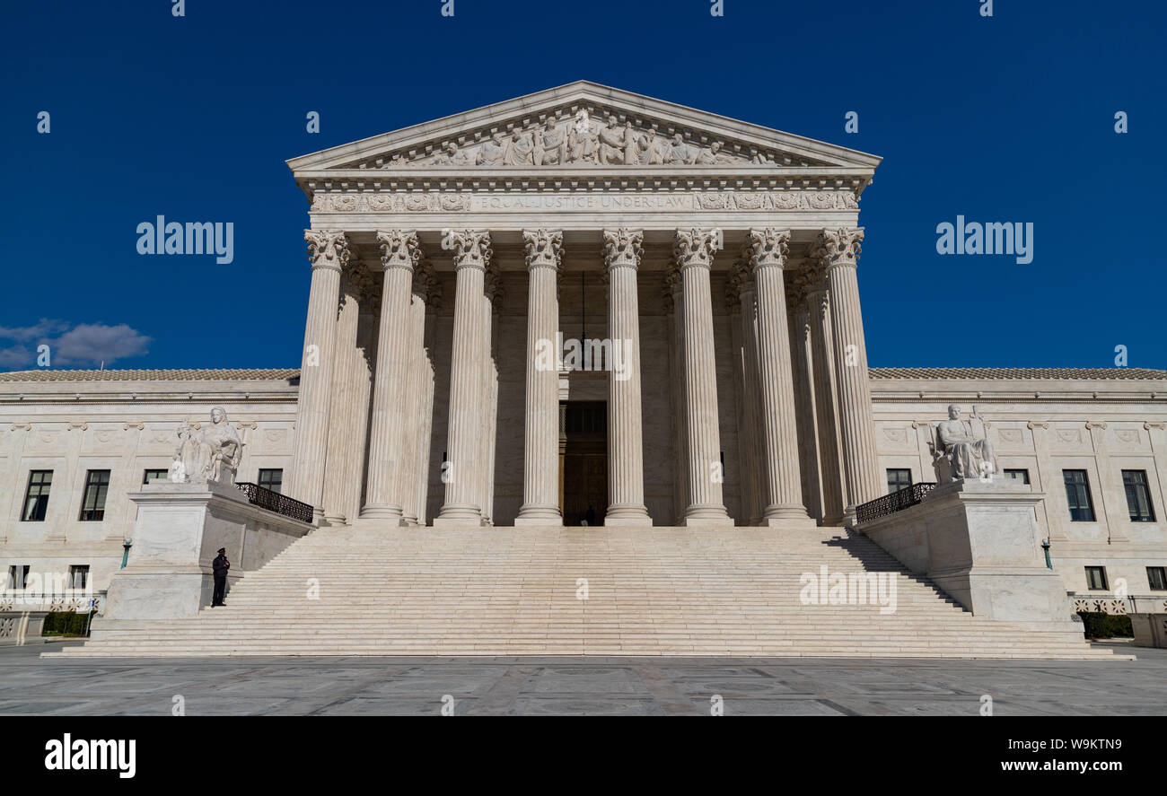 Ein Bild des Obersten Gerichtshofes Fassade der Vereinigten Staaten. Stockfoto