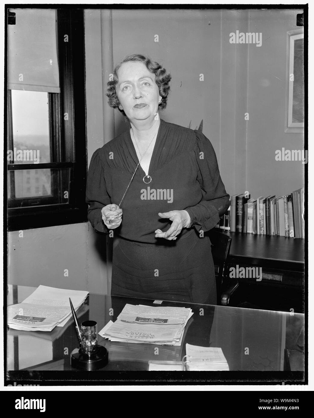 Zur sozialen Sicherheit ernannt. Washington, D.C., 31.12.22. WPA Assistant Administrator Frau Ellen S. Woodward wurde zum Mitglied des Vorstands der Sozialen Sicherheit von Präsident Roosevelt. Sie wird Maria gelingen. W. Dewson, 12/22/38 Stockfoto