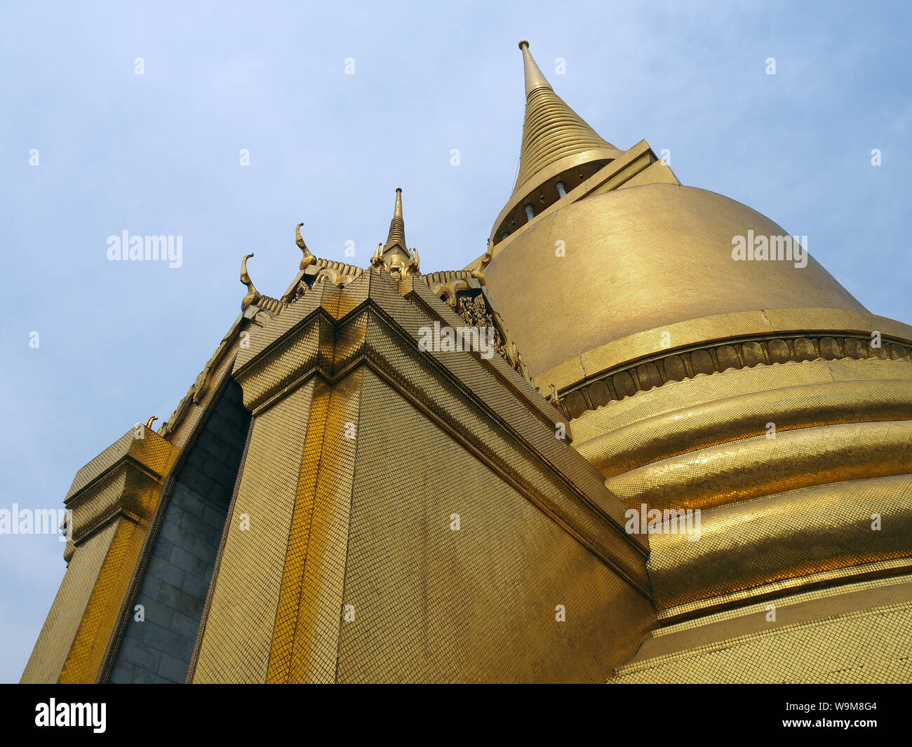 Phra Sri Rattana Chedi, Wat Phra Kaew, Bangkok, Bangkok, Thailand, Asien Stockfoto