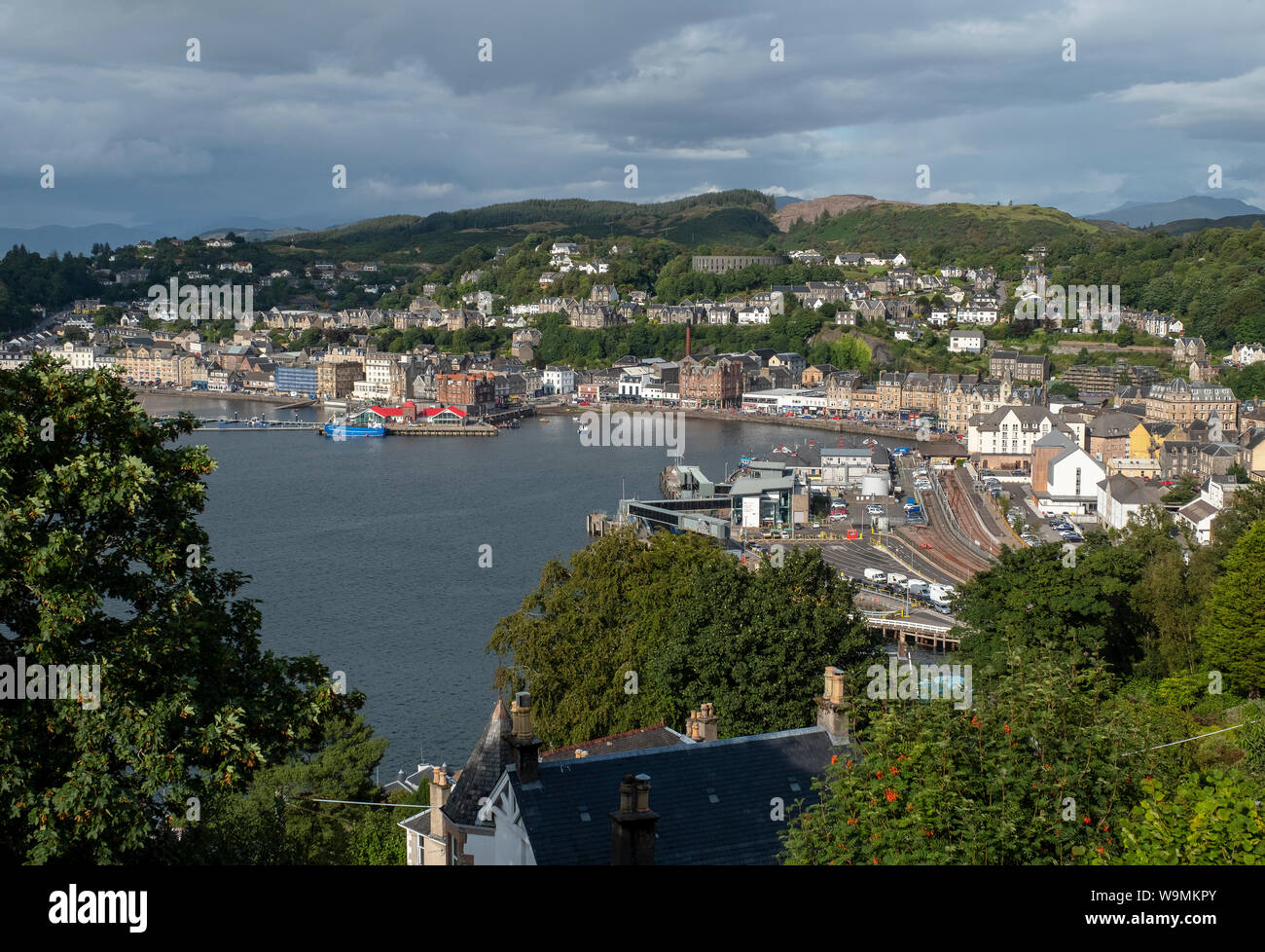 Blick von der Kanzel Hügel von Oban Hafen, Oban, Schottland. Stockfoto