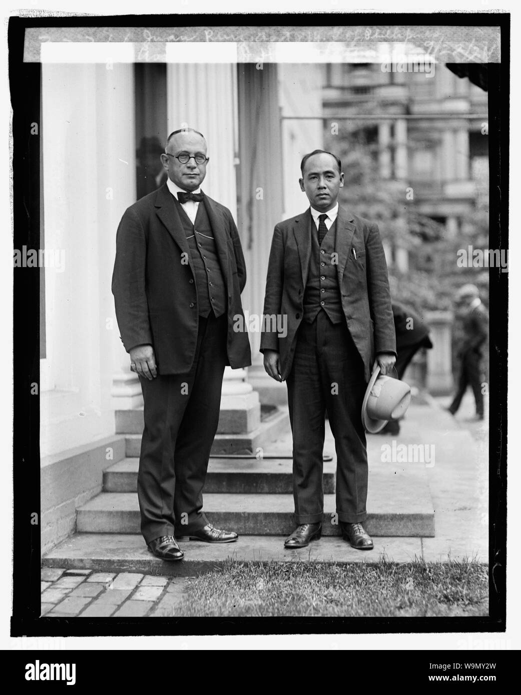Asst. P.M.G. J.H. Bartlett und Juan Ruiz, Asst. P.M.G. der Phillippinen, 9/22/24. Stockfoto