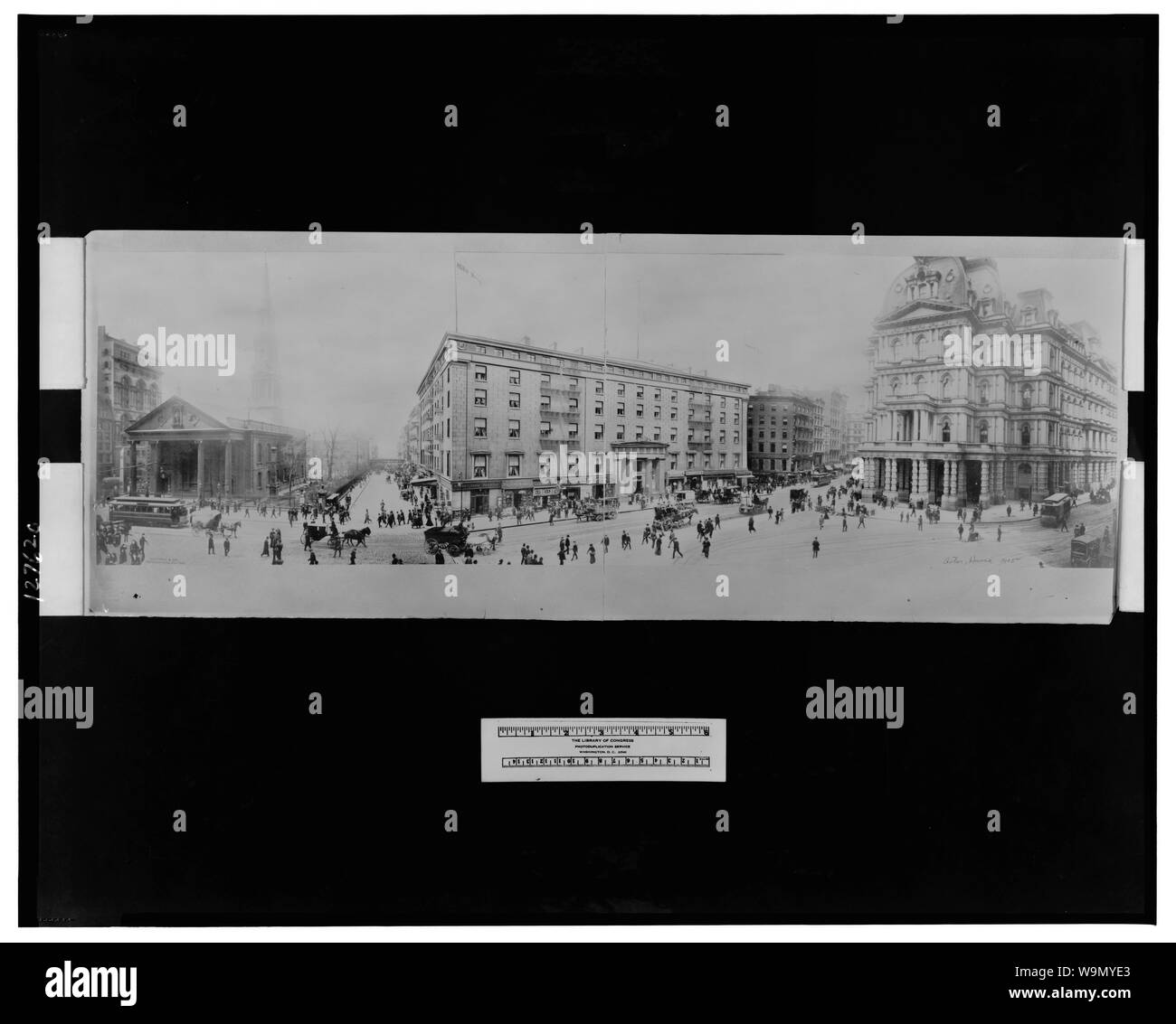 Das Astor House; Rathaus Post auf der rechten Seite. Stockfoto