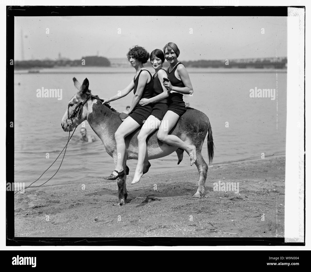Arlington am Strand, Hazel Watson, Eleanor Howell und Marjie Peacock, 7/30/24. Stockfoto