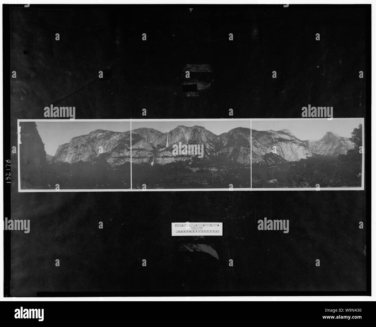 Basis der Sentinel Rock, Sentinel Hotel, Yosemite Falls,Dome, Royal Bögen, Washingtons Spalte, den Cloud Rest, Half-Dome Stockfoto