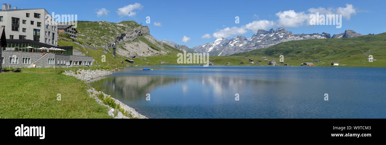 Bergsee auf Melchsee-Frutt auf die Schweizer Alpen. Stockfoto