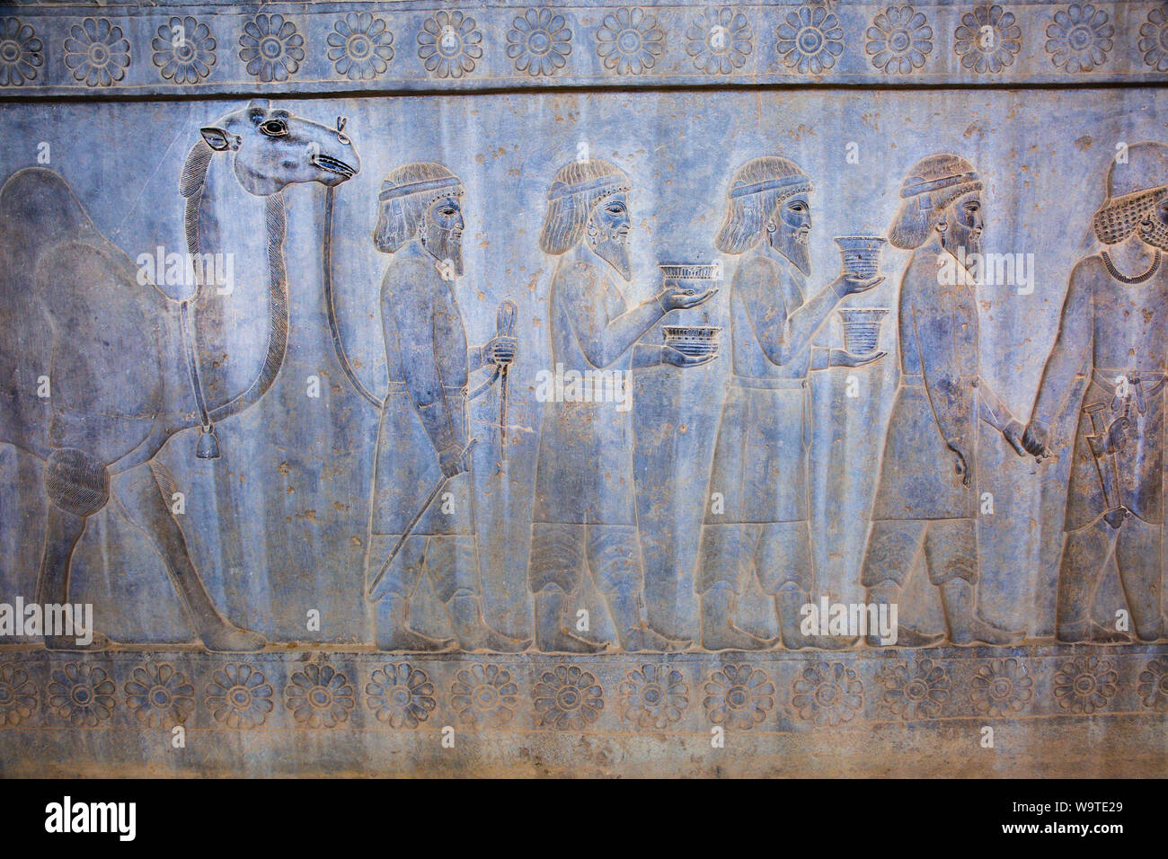 Bas-Relief im apadana palace Treppenhaus. Stockfoto