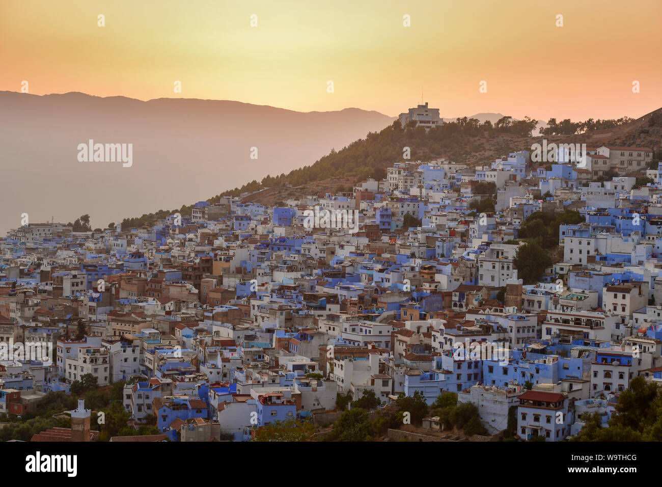 Stadtbild bei Sonnenuntergang, Chefchaouen, Marokko Stockfoto
