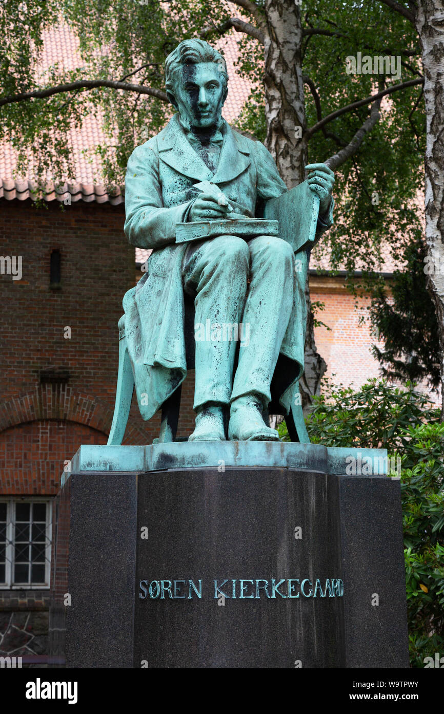 Søren Kierkegaard, dänischer Philosoph, bronze, Skulptur, Statue in der Königlichen Bibliothek, Kopenhagen, Dänemark, Europa Stockfoto