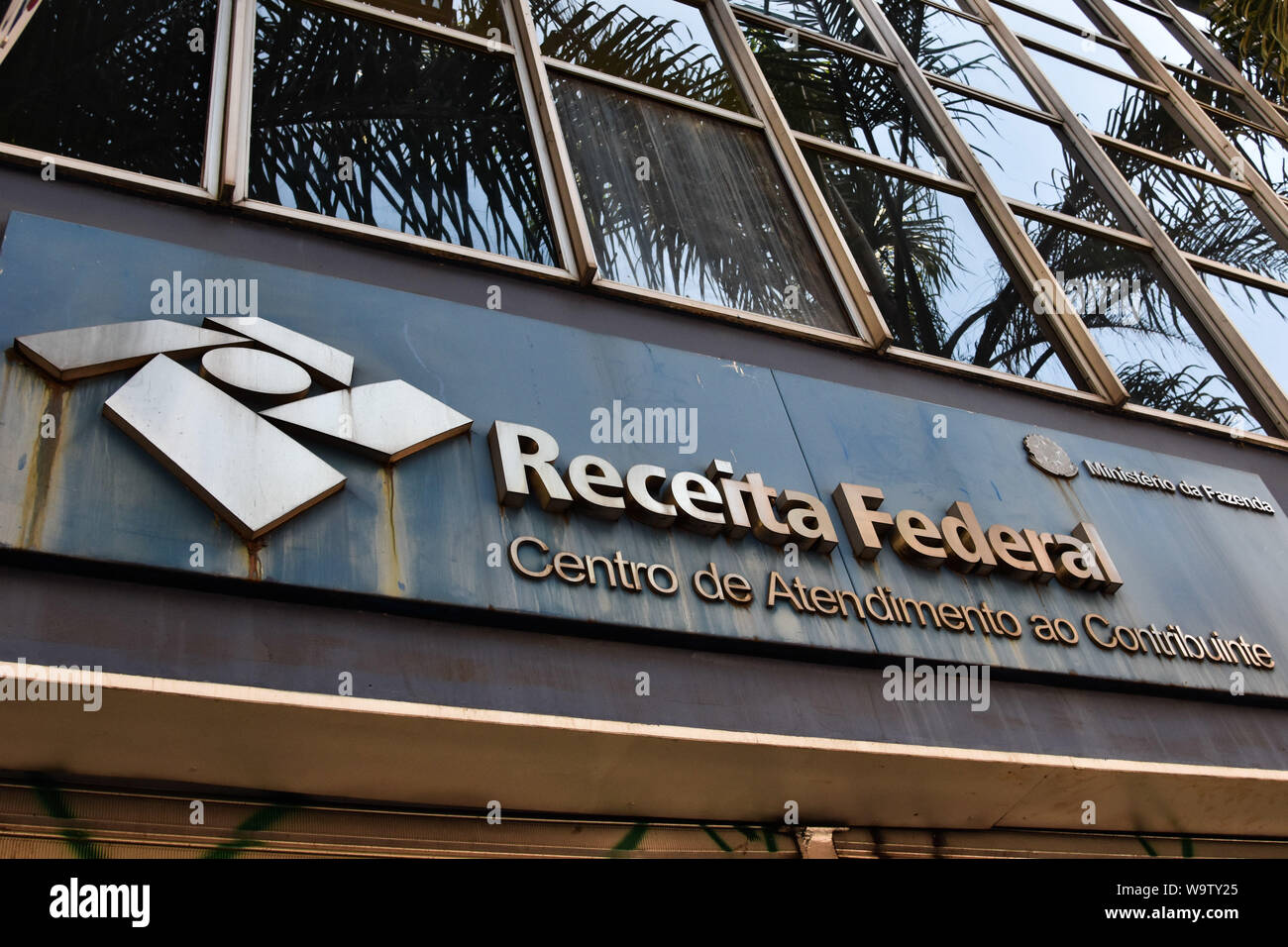 SÃO PAULO, SP - 15.08.2019: RECEITA FEDERAL LIBERA LOTE DE RESTITUIÇÃO - Ab heute der IRS Pressemitteilungen der dritten Charge der Einkommensteuer Erstattung (IR), dargestellt mit dem Logo der IRS in Sao Paulo, das am Donnerstag (15.). (Foto: Roberto Casimiro/Fotoarena) Stockfoto