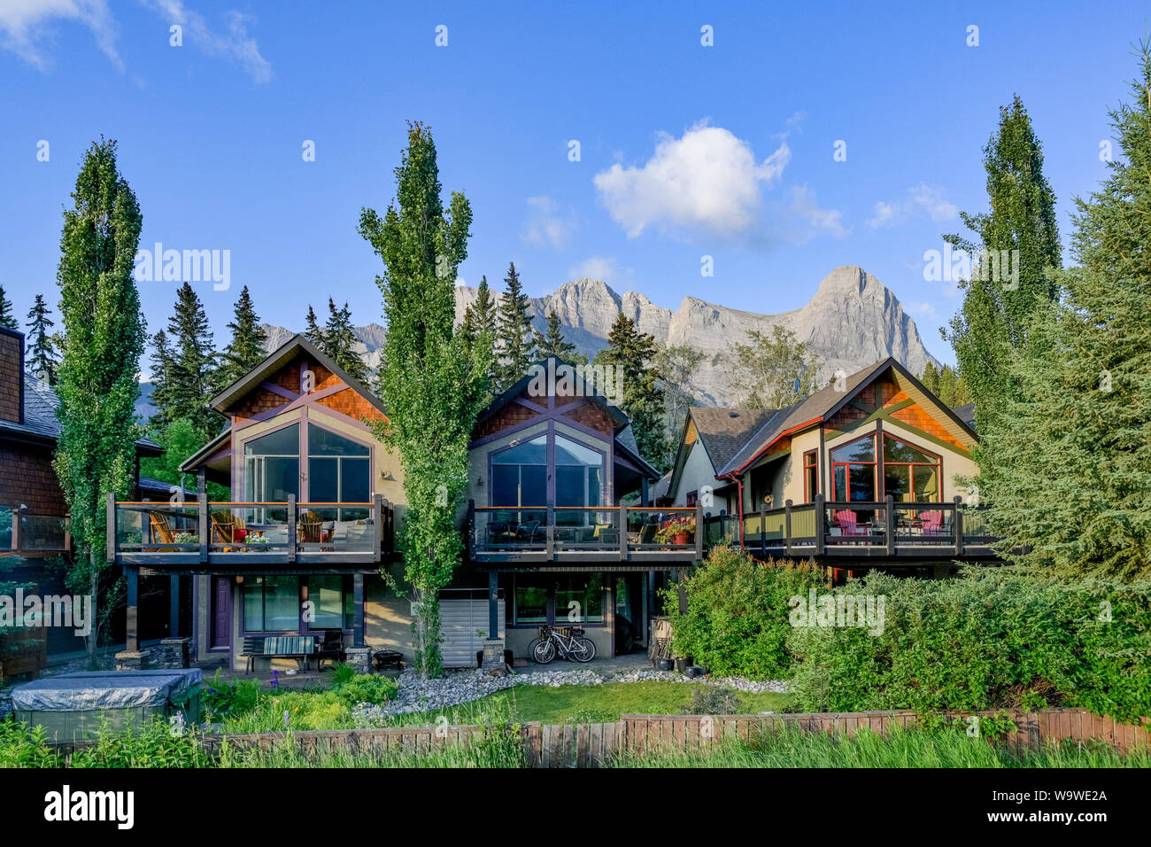 Luxus Wohnungen, Canmore, Alberta, Kanada Stockfoto