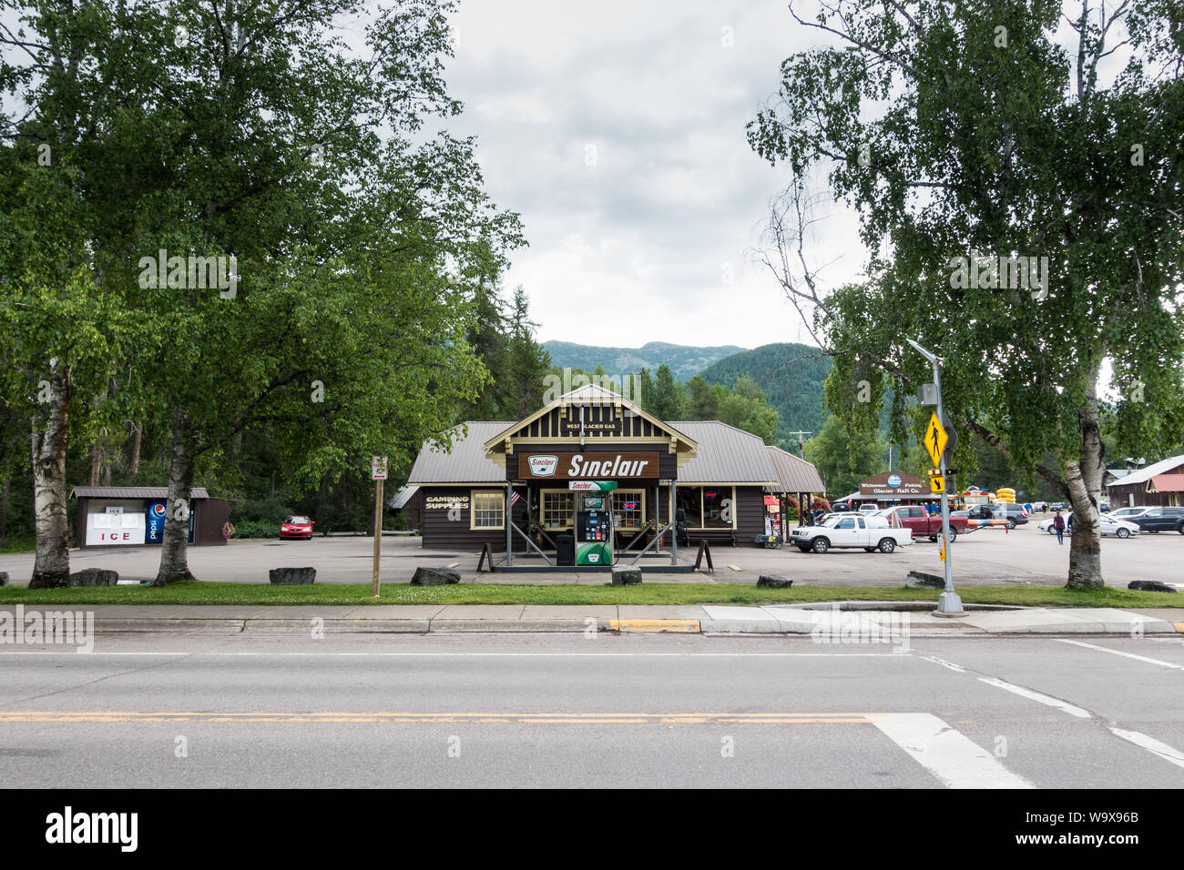 Sinclair Tankstelle im Glacier National Park Stockfoto