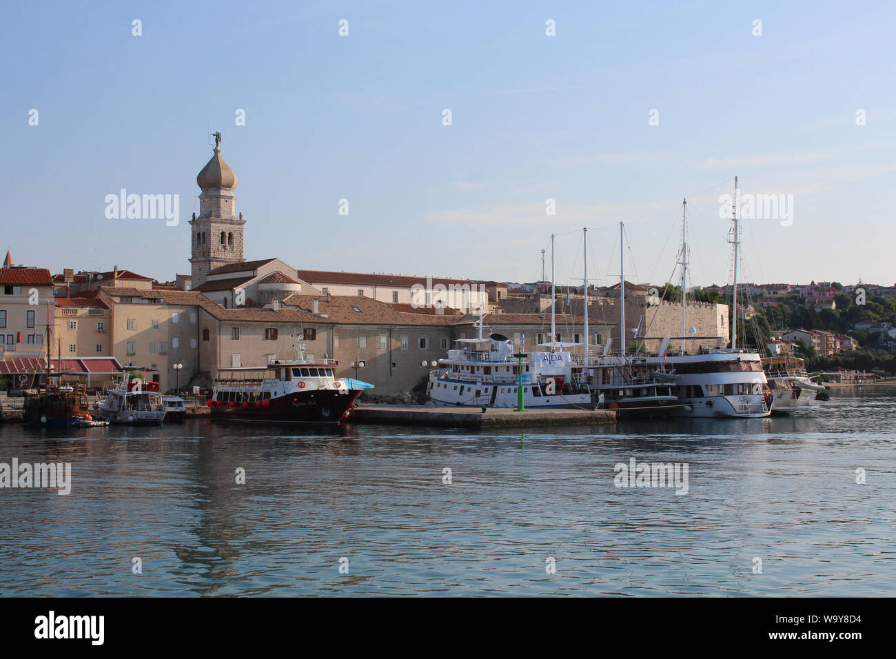 Insel Krk, Kroatien, touristischen Ort von Dalmatien, Europa, Krk Stadt Landschaft Stockfoto