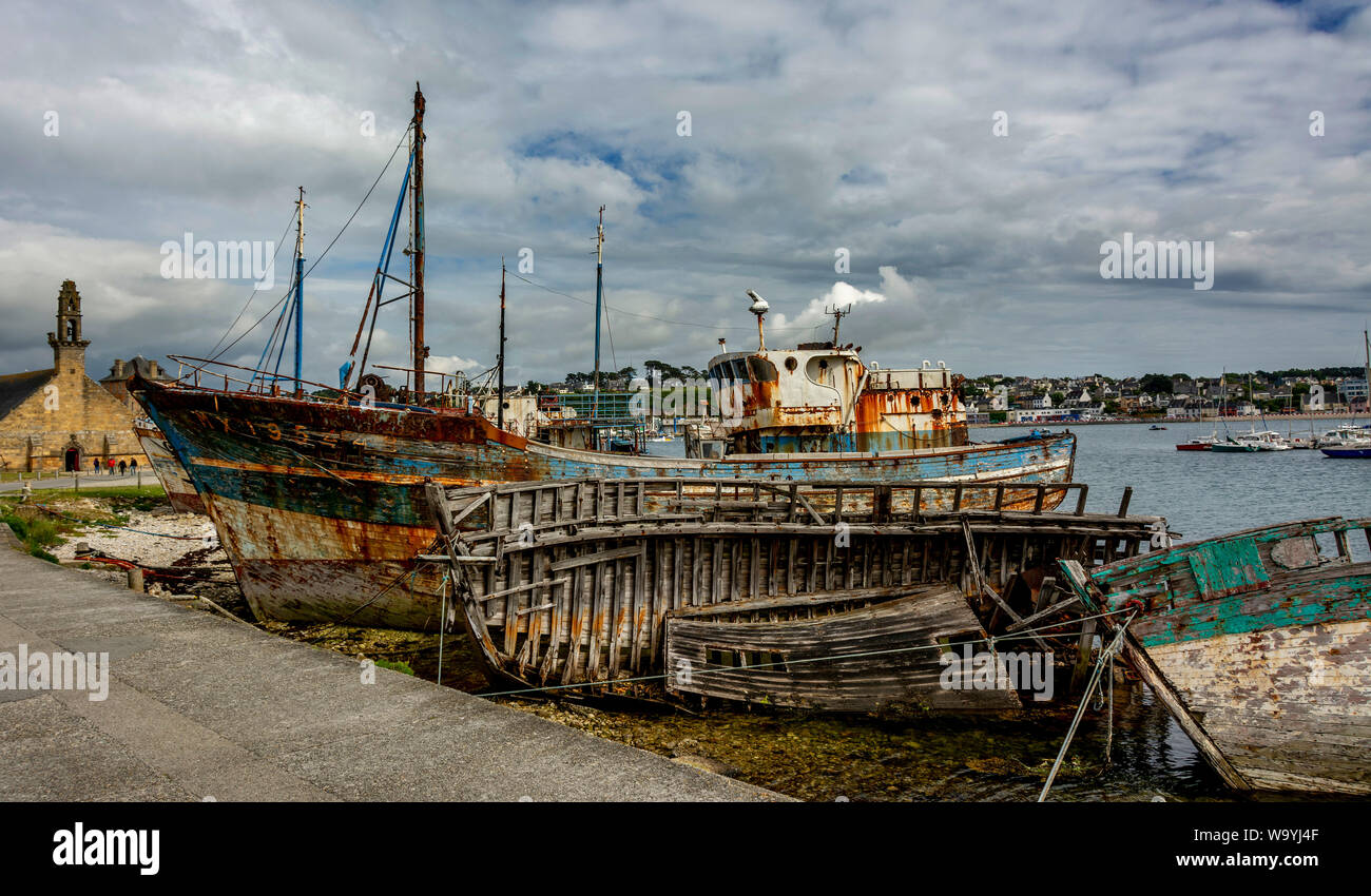 Camaret-sur-Mer. Friedhof der Fischerboote. Finistere. Bretagne. Frankreich Stockfoto