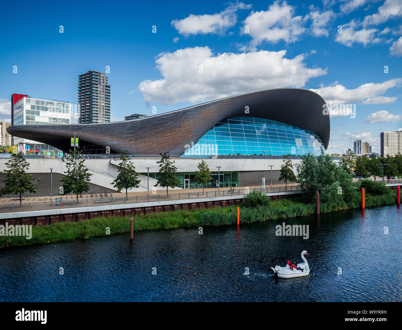 Zaha Hadid London Aquatics Center - Schwimmbäder für die Olympischen Spiele 2012 in London - Zaha Hadid Architects. Abgeschlossen 2011 kostet £269 Millionen. Stockfoto
