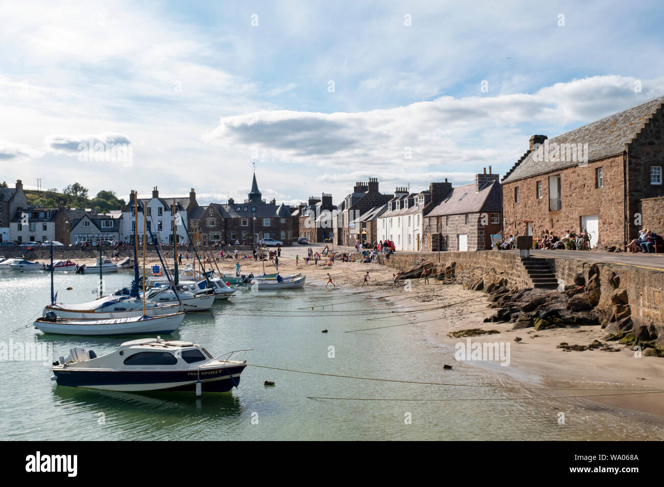 Sandstrand in Stonehaven Hafen, Aberdeenshire, Schottland. Stockfoto