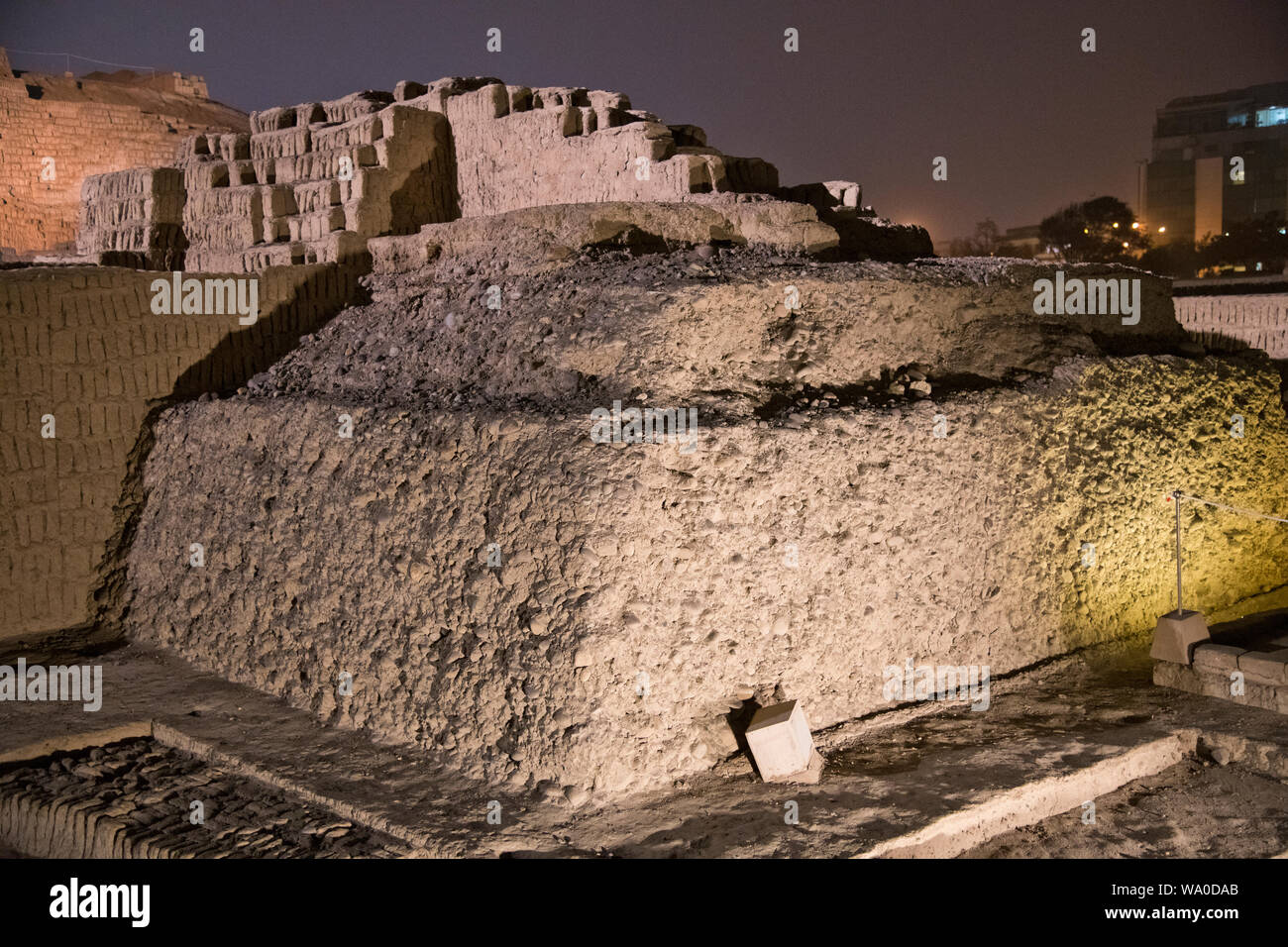 Huaca Huallamarca, Pyramiden, zeremoniellen Gründen, Bestattungen, Lima, Peru, Südamerika Stockfoto