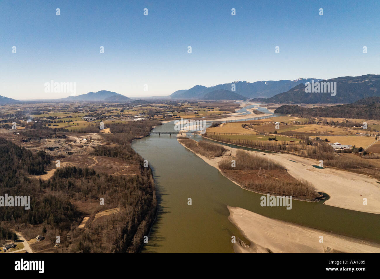 Luftaufnahme des Fraser River Valley in der Nähe von Herling Island, in British Columbia. Stockfoto