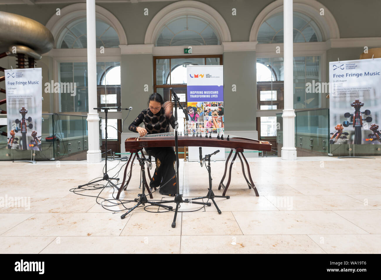 Chinesischer Musiker Stockfotos Und Bilder Kaufen Alamy Jvc video anthology of world music and dance. alamy